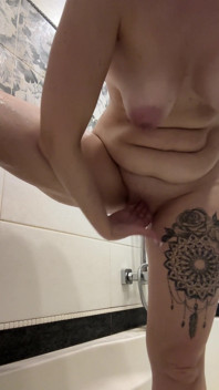 เคยลองเย็ดในห้องน้ำไหม? ฉันชอบมาก XXX