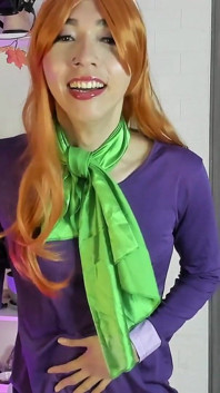 Puv Daphne Cosplay Burping Contest z Scooby
