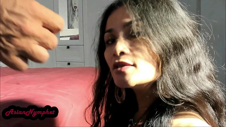 Asian Goddess: Jeu de bondage.