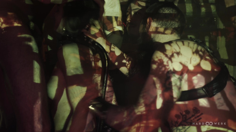 HardWerk: Labyrint šukaná