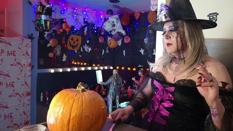 HollyCox: Witch’s Smoke Ritual Watch Me Carve While I Drag