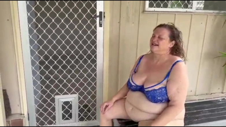 WeAreFukBunnies: Di Luar Rumah, Di mana Semua Orang Boleh Lihat