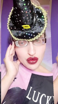 Îmi aparțin soția ta sissys acum de La Findom Goaldigger