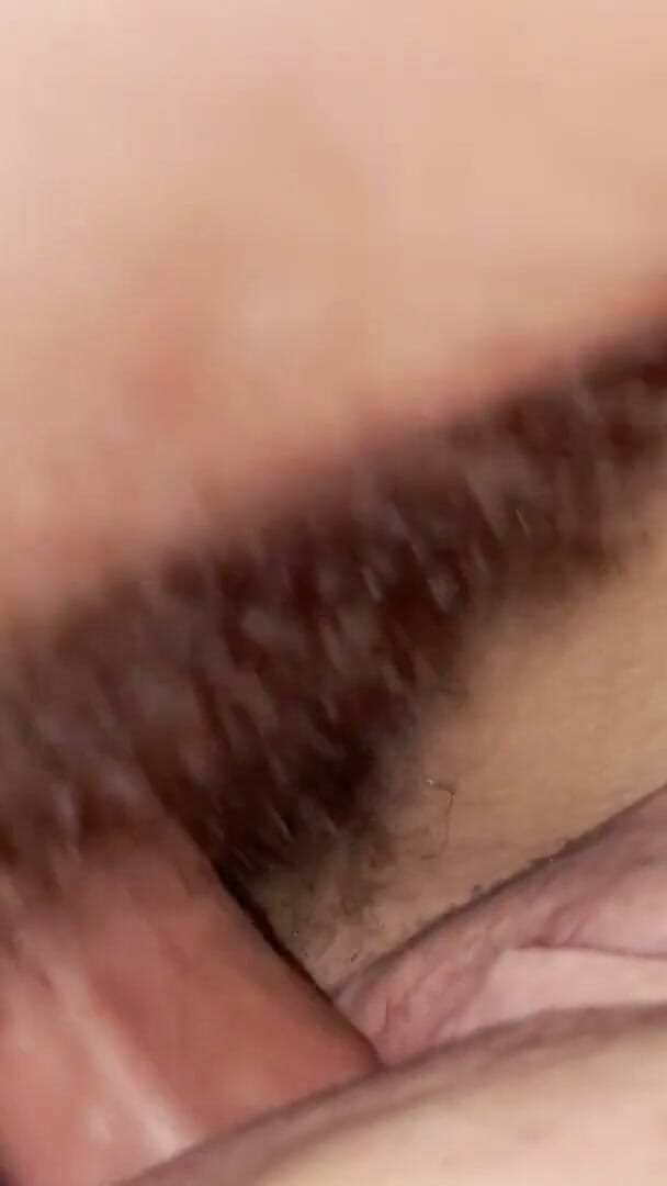 AuraSecretXVideos: Aku melepas celana dalamnya, memijat memeknya, dan lanjut nyodok kontolku...
