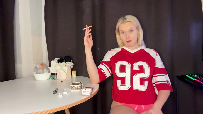 MertyXXX: 私の初めてのチェーンスモーカー