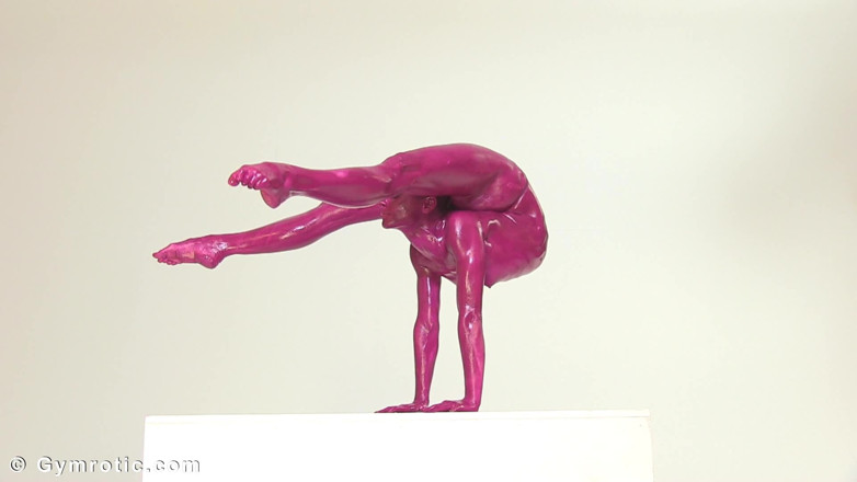 Watch4fetish: Latihan fleksibel dengan body painting