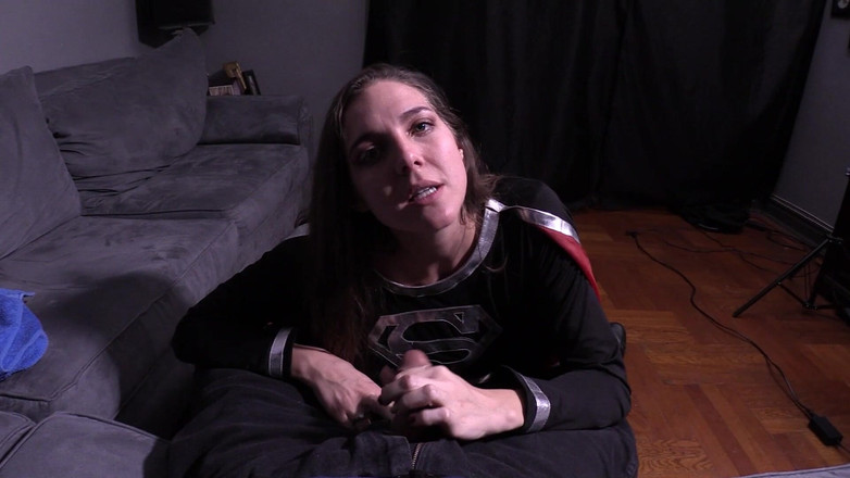 Evangelines Fetish: Dark supergirls masturbación con la mano