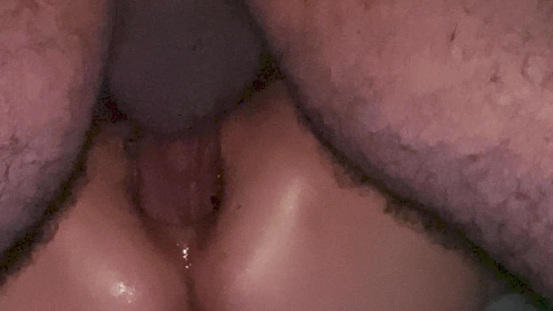 Jollyfuckingoldman: Die MILf von nebenan öffnet ihre beine teil 9