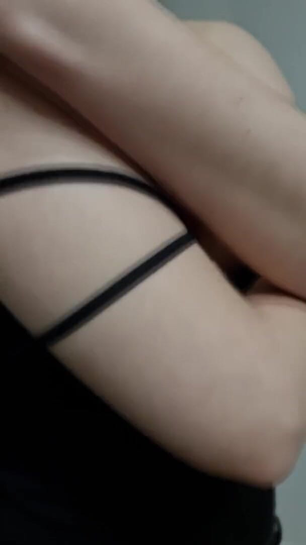 Cum_Passion: Adakah awak ingin pancut ke sini?? Saya sedang menunggu awak...