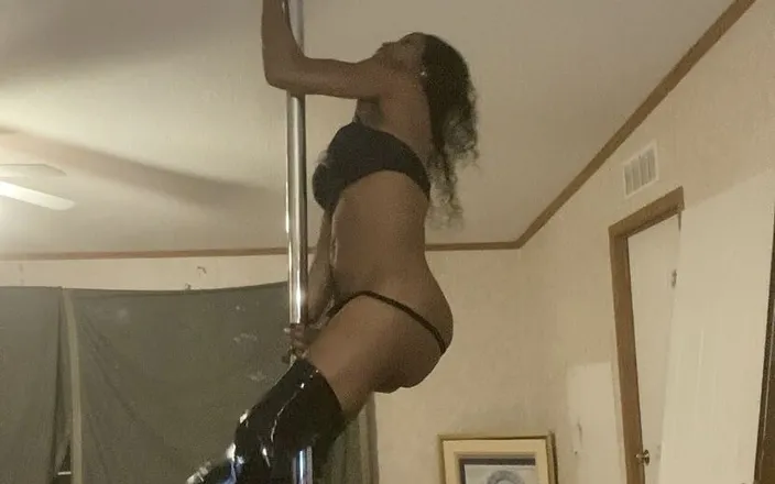 Raven nasty: Mini dance