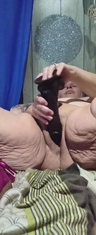 포르노를 보는 발정난 주부