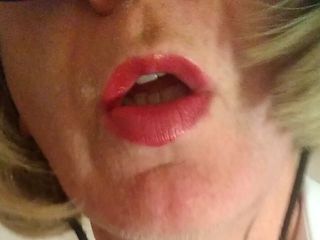 Cindy Belfast: Une étudiante jouit