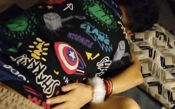 Anar Kali: Mẹ kế và con trai kế tự quay video nóng...