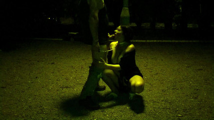 Toilet Mommy: Vykuň mě na ulici ...