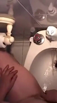 Přitáhnout záď a stříknout do tlamy! (film Completo Centoxcento)