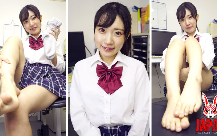 Japan Fetish Fusion: Ze trekt je af met een smerige sok - Hikaru Minazuki,...