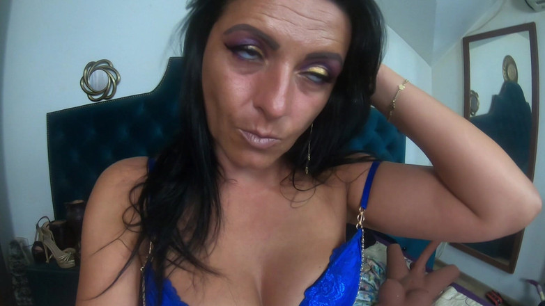 MilfyCalla: Horny and Lonely! Come to Me! No Panties Again!