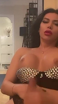 Transsexuală turcă Asena ejaculare superbă