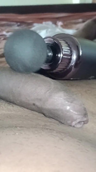 Thủ dâm một mình với đồ chơi BDSM
