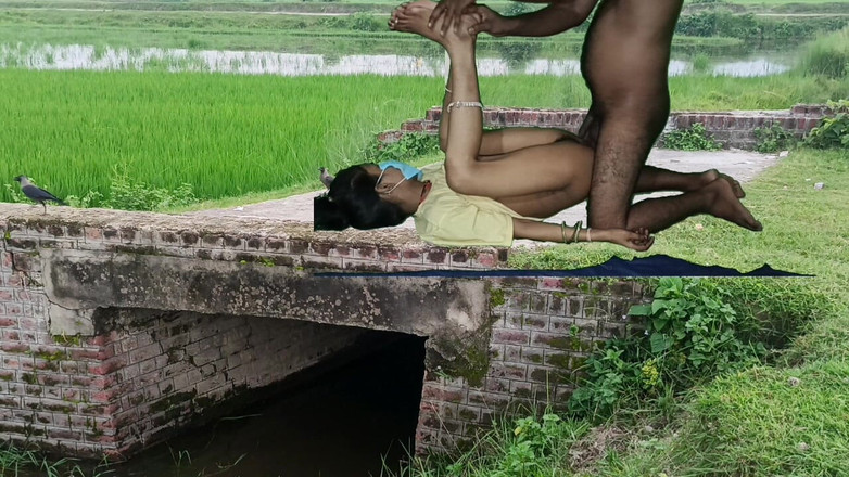 RAKP355: Video seks gadis kampus pertama kali muslim India