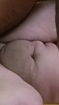 Bhabhi zerżnęła szwagra we własnym pokoju