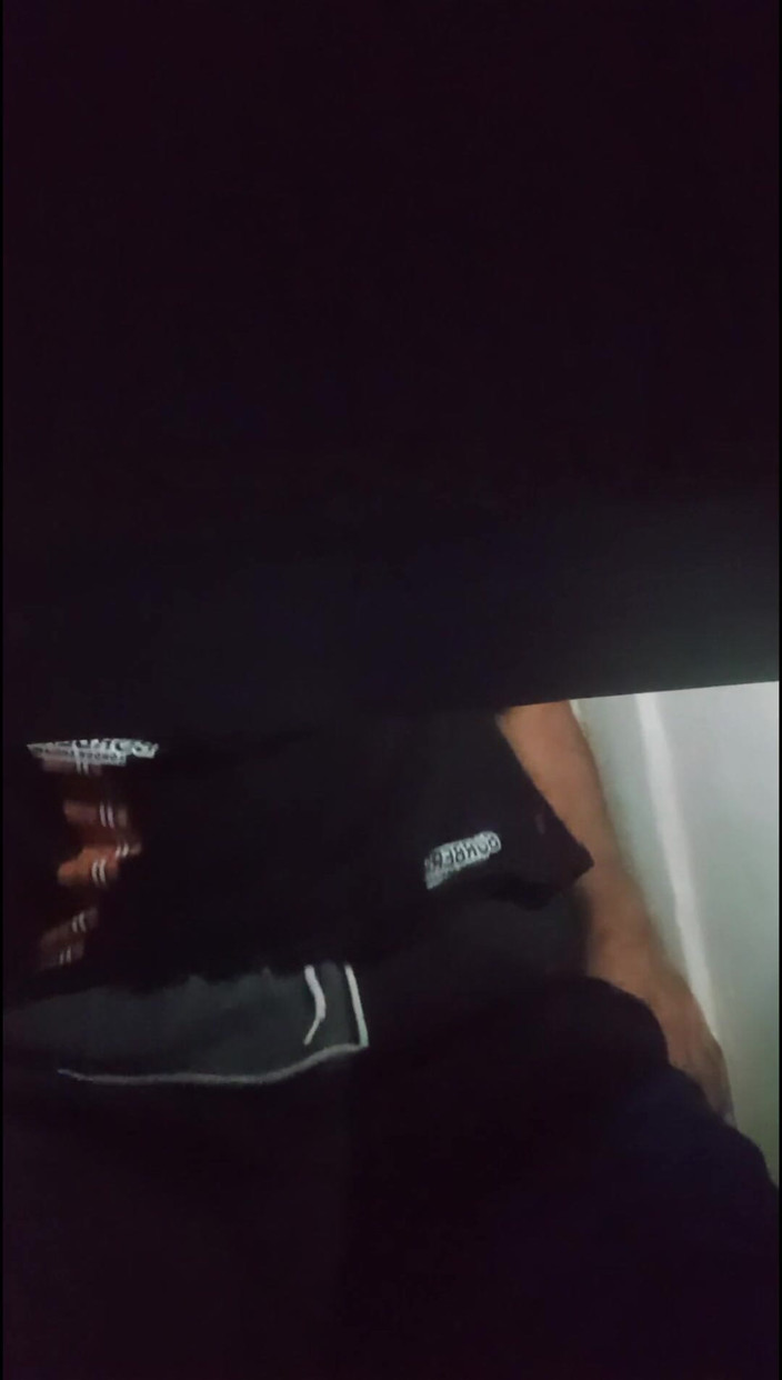 Jhonbahh: Behind the Desk