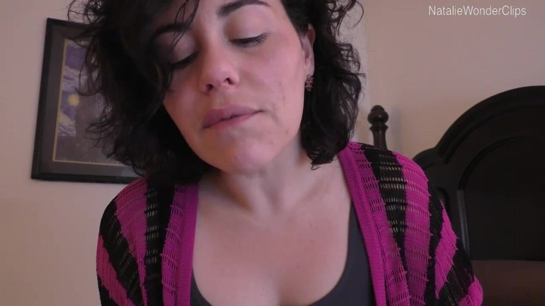 Natalie Wonder: O garoto curioso da madrasta quer brincar com ele