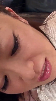 Mager japansk tonåring med hårig fitta knullad av styvfar ocensurerad