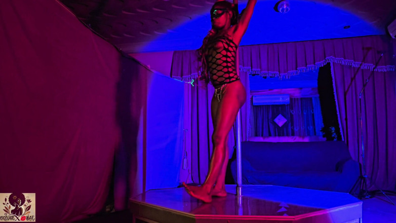 Naturelle Chocolat: Seducendo Il Bidello Sexy Con Le Mie Mosse Twerk B4...