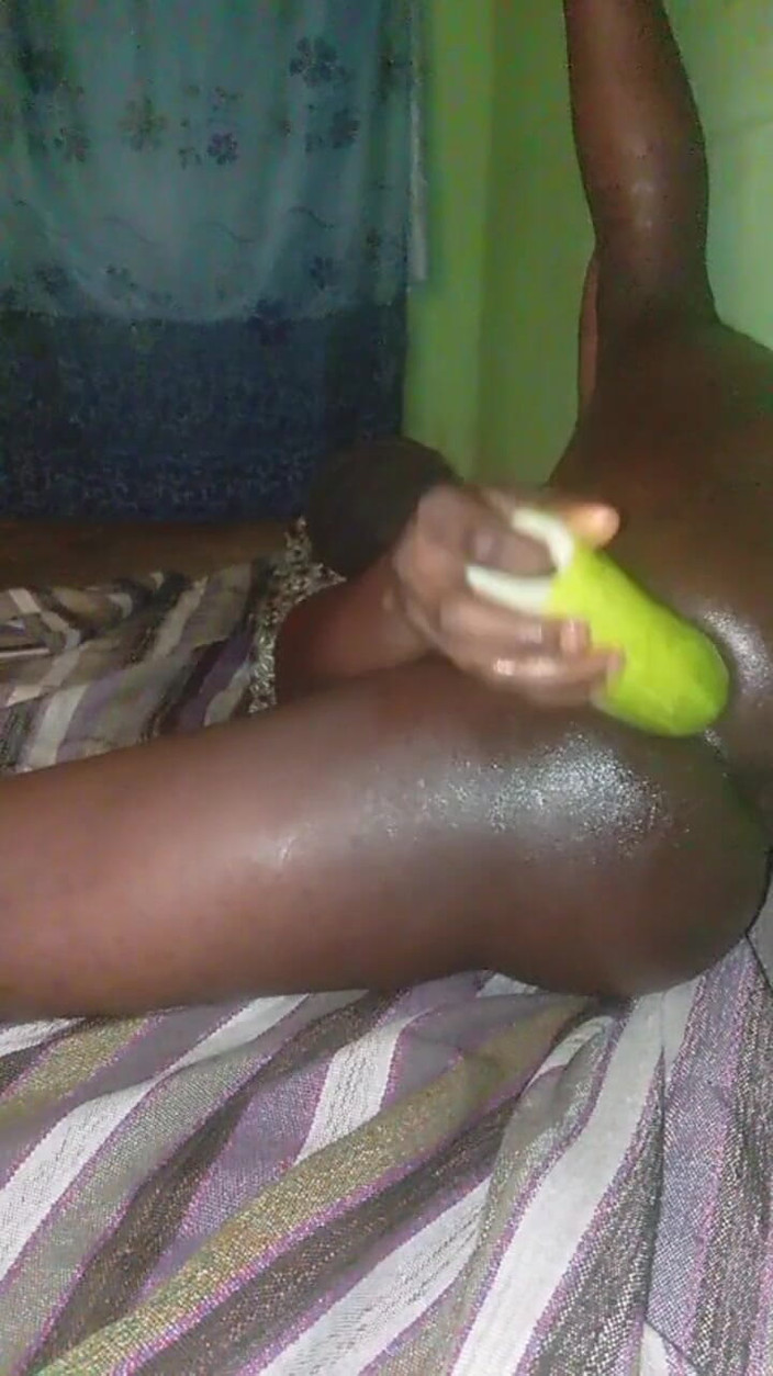 Badman4606: 발정난 섹시한 블랙 크리미한 두들