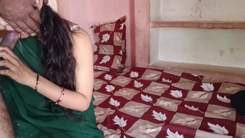 seema: Tetas indias