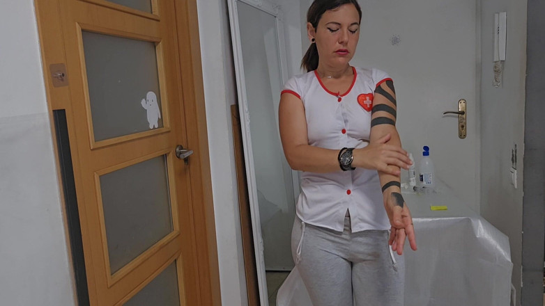 dafnedenoch: Analkrankenschwester