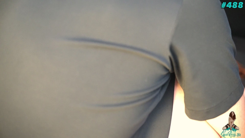 Squirting Sp: Zostawiłem ją nieruchomą, masturbując się tyłkiem i zrobił się cały...
