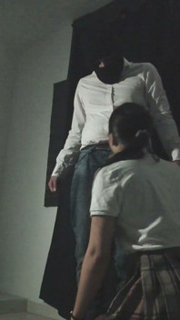 Colegiala Acepta Dar Mamada Y Una Paja Con El Pie