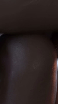 Rezidentní zlý Futanari Ada Wong dominuje Claire Redfield v posteli - velký penis creampie 3D animace