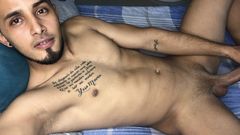 David Torres: 我独自在家自慰我想要做爱