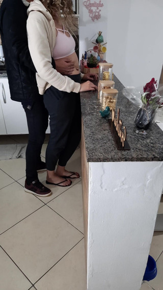 Gabi SweetCouplesStories: Üvey kız kahvaltı yaparken bile dinlenemiyor