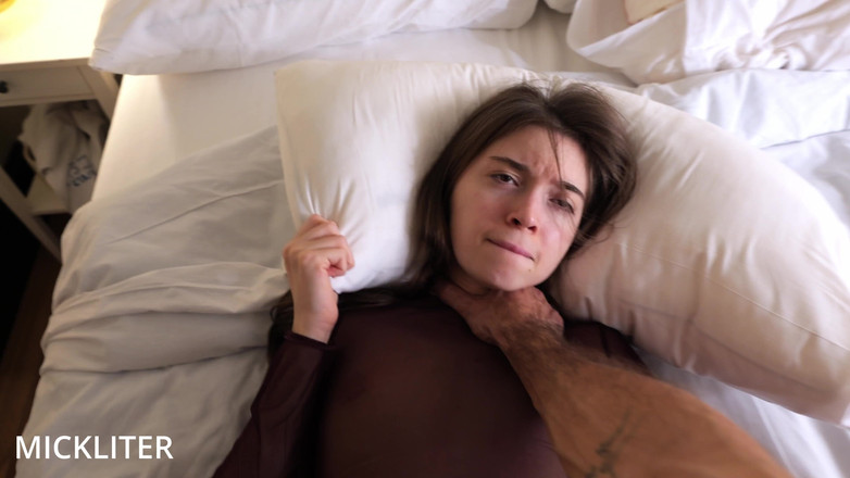 Mick Liter: Prietena prietenului meu s-a dovedit a fi o adevărată curvă.