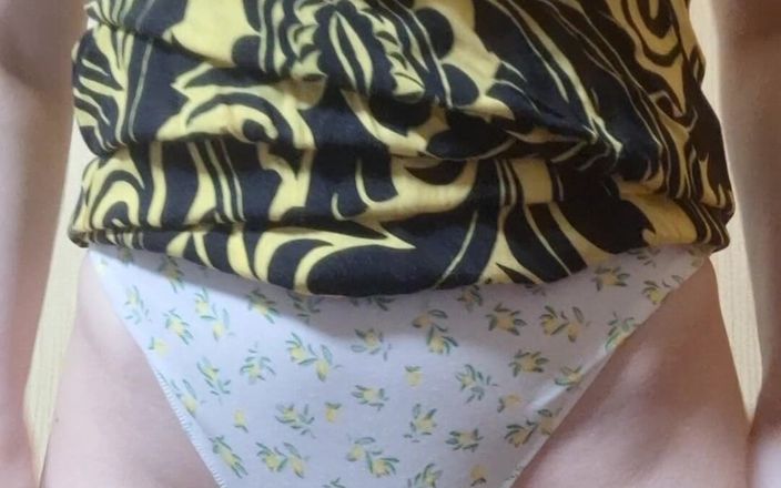 ElzaKom: I Am Elza Kom, and I Can Give You Something,...