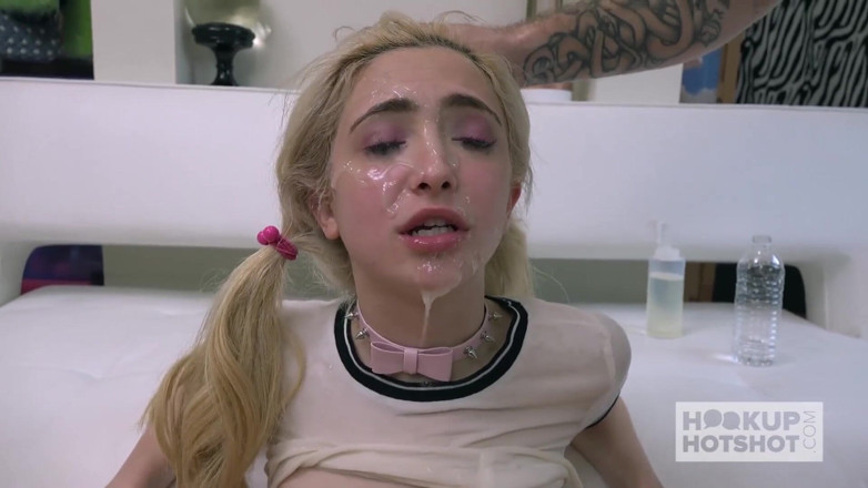 Hookup Hotshot: Cute blonde Jane Wilde fucked rough by online date