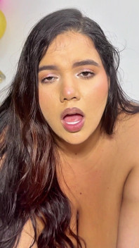 POV: ¡es Mi Cumpleaños! Vas a Disfrutar De Mi Enorme Culo Cremoso - Savannah Watson