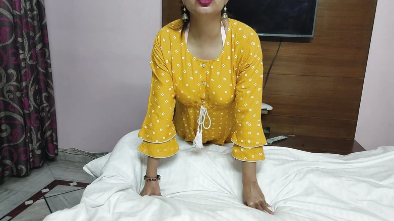 Saarabhabhi6: Старик наслаждался весельем молодости