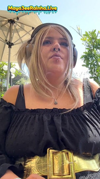 Dobré ráno, bohyně - brazilský bbw milf rituál venkovního kouření
