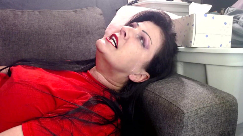 Abby Anna: Sdraiato così stanco tempo di yawn
