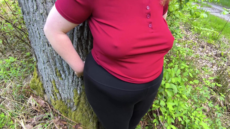 Bouncy Tits Action: Visa mig Ypur bröst jag vill slå dem röda