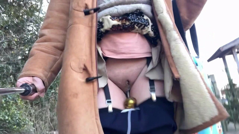 megu2002: Selbststudium Nr. 95 Tragen von Binden und Tampons und Gehen entlarvt...