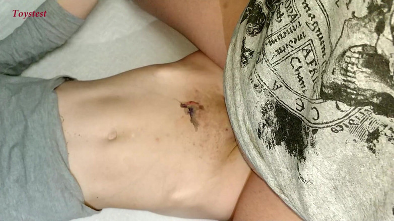 Toystest: 더 이상 처녀가 아니야... 그래서 우리는 밤새도록 할 수 있습니다