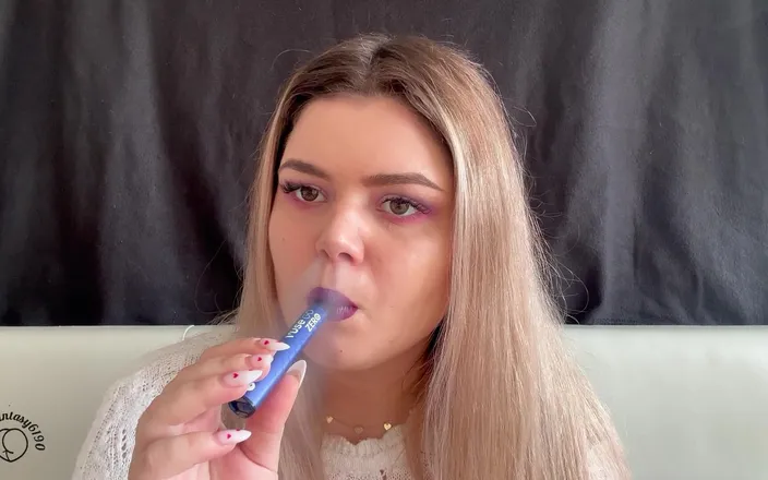Your fantasy studio: Smoking Fetish with Nice Makeup and Smoke Rings