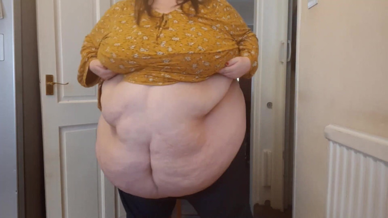 SSBBWLadyBrads: 超级肥胖的胖美女肚子摇晃和摇晃