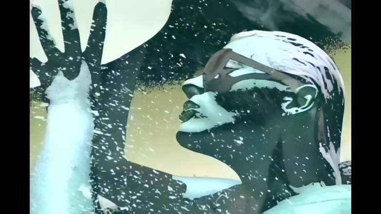 FM Video World: 渇いたスラットが水中でのセックスを懇願